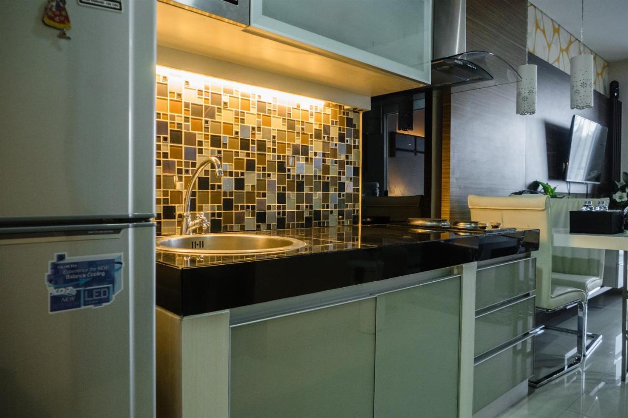 Luxurious 1br At Dago By Travelio